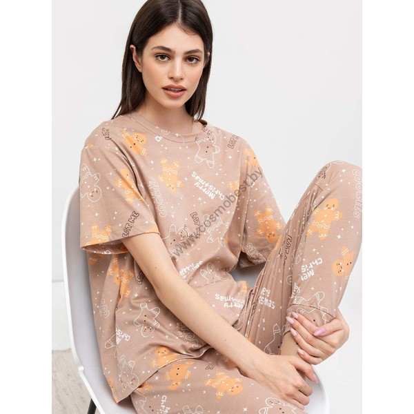 Pajamas Cookies on beige 592440 from Mark Formelle